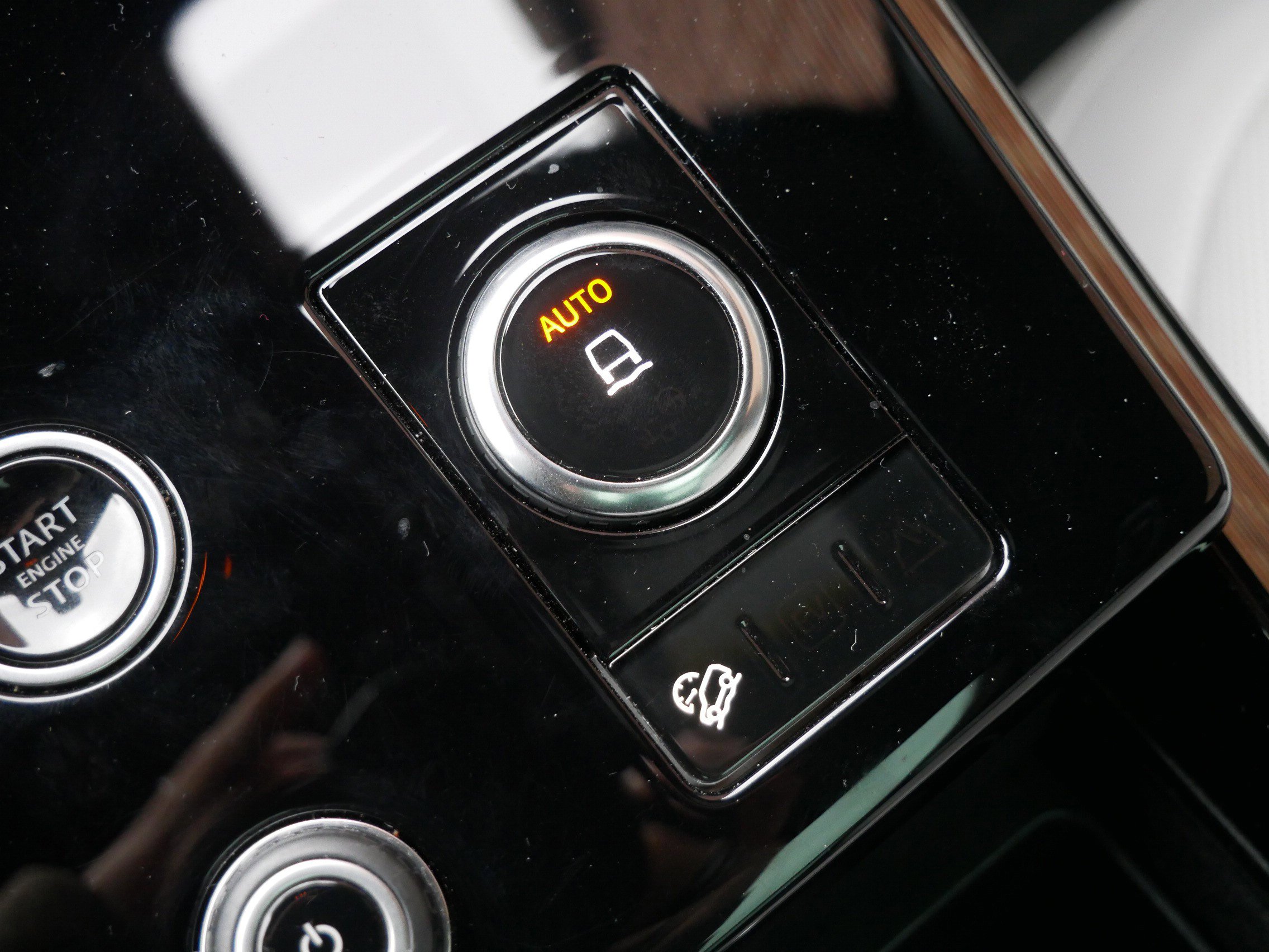 Used 2023 Land Rover Range Rover Sport SE image 22