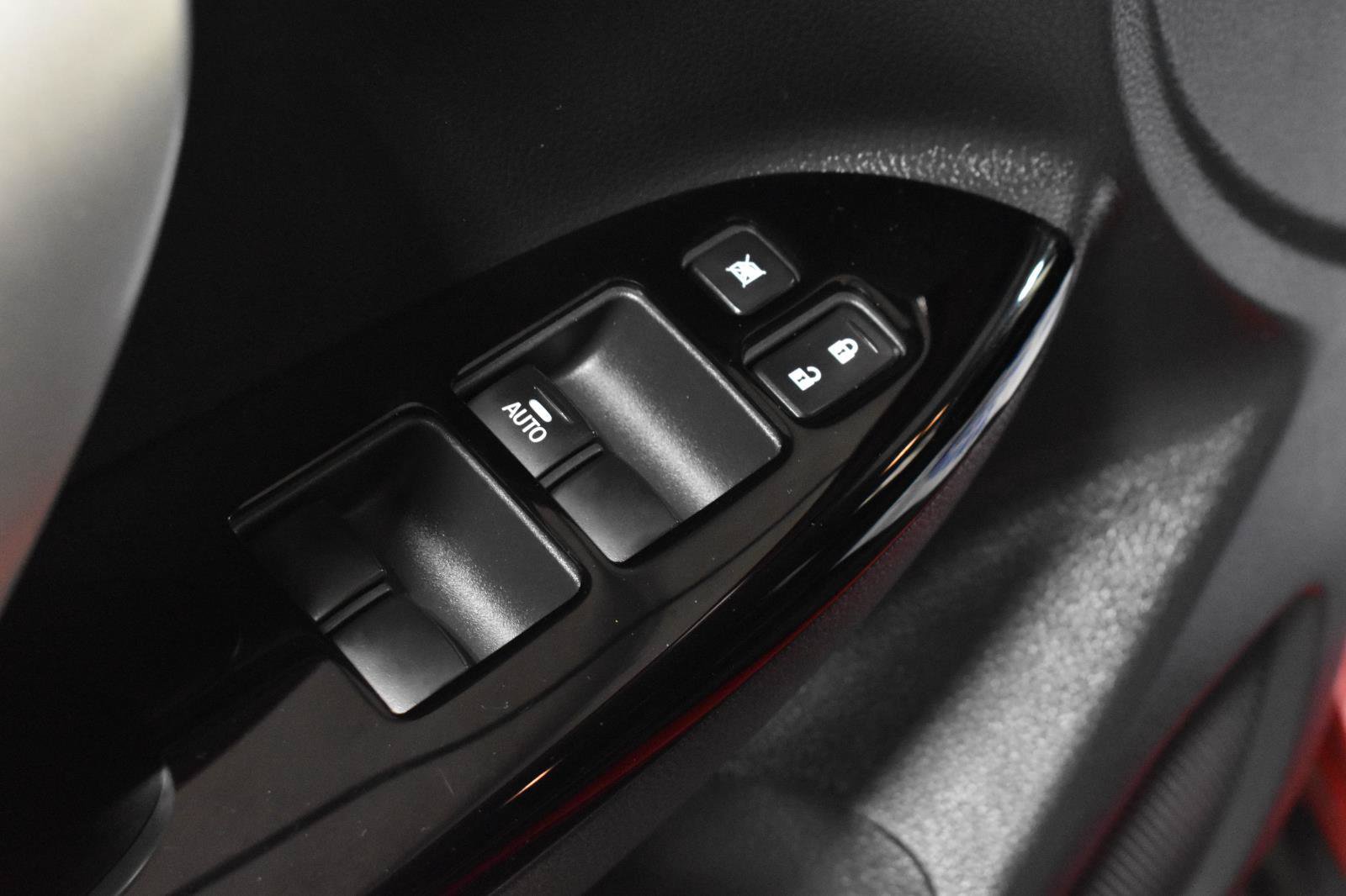 Used 2020 Mitsubishi Eclipse Cross LE AWD/4WD image 13