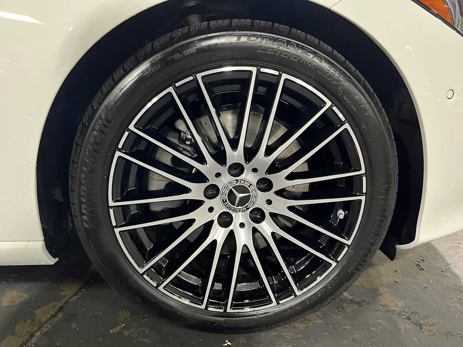Used 2026 Mercedes-Benz C 300 4MATIC Sedan image 9