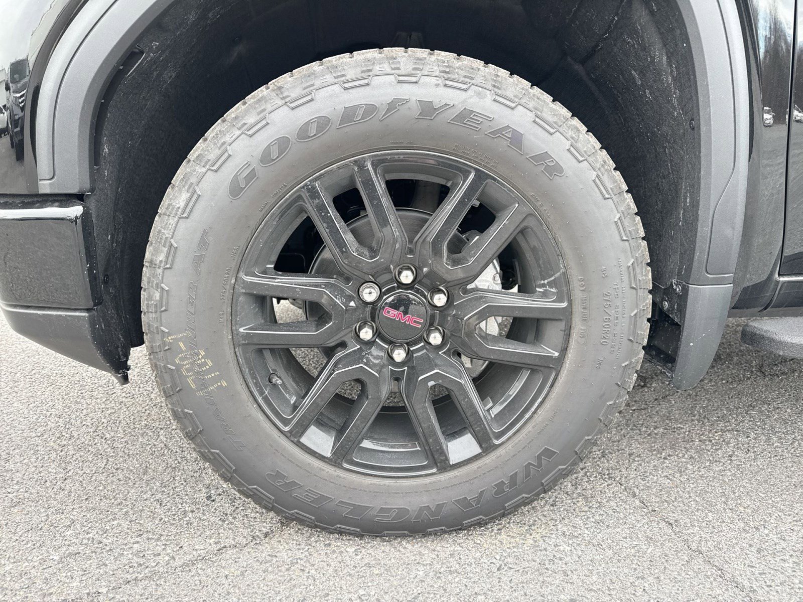 New 2026 GMC Sierra 1500 Elevation image 12