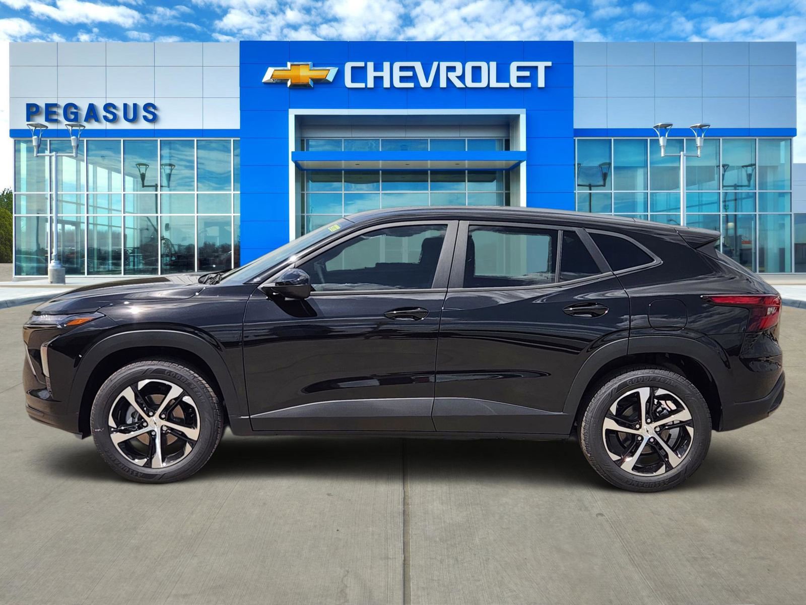 New 2026 Chevrolet Trax RS w/ Driver Confidence Package FWD image 3
