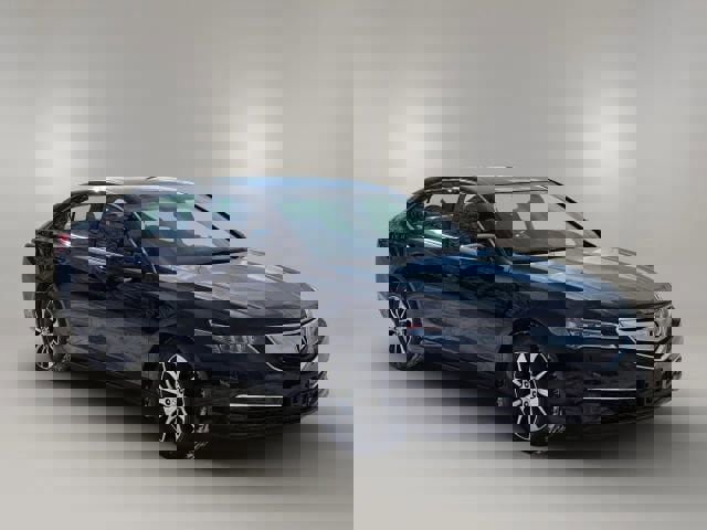 Used 2017 Acura TLX image 3