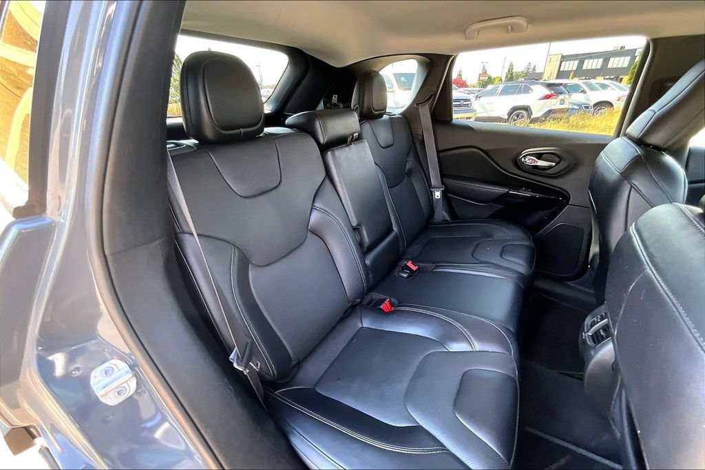 Used 2023 Jeep Cherokee Altitude Lux AWD/4WD image 20