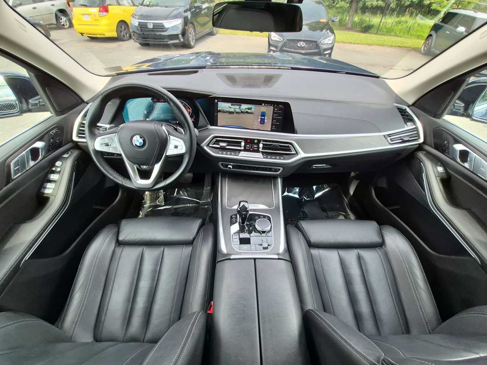 Used 2022 BMW X7 xDrive40i w/ Premium Package AWD/4WD image 16