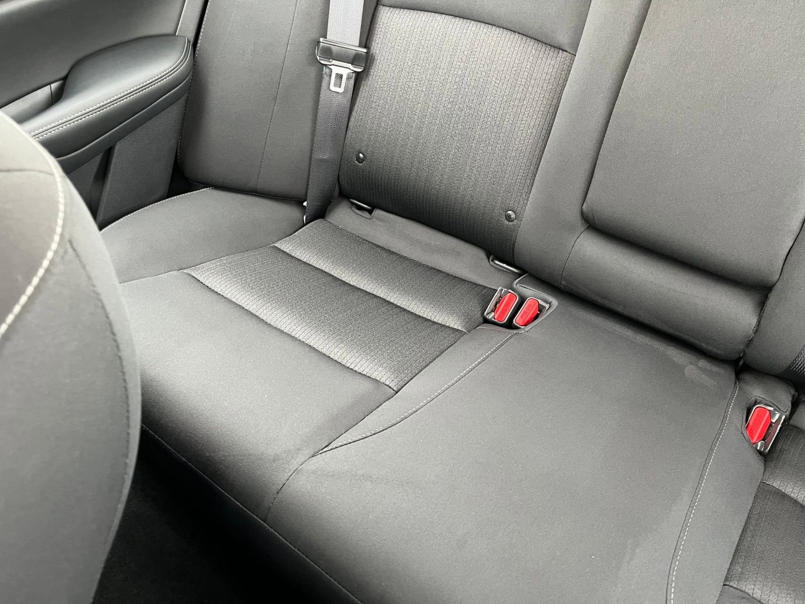 Used 2025 Nissan Altima 2.5 SV FWD image 40