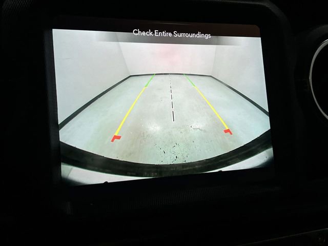 Used 2022 Jeep Wrangler Unlimited Sahara w/ Cold Weather Group image 15