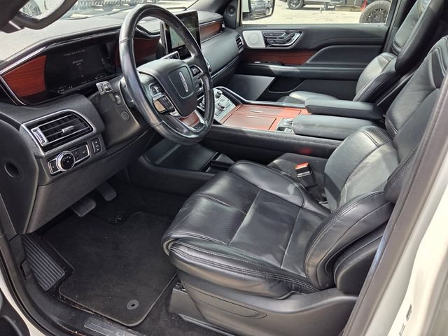 Used 2021 Lincoln Navigator L Reserve AWD/4WD image 8