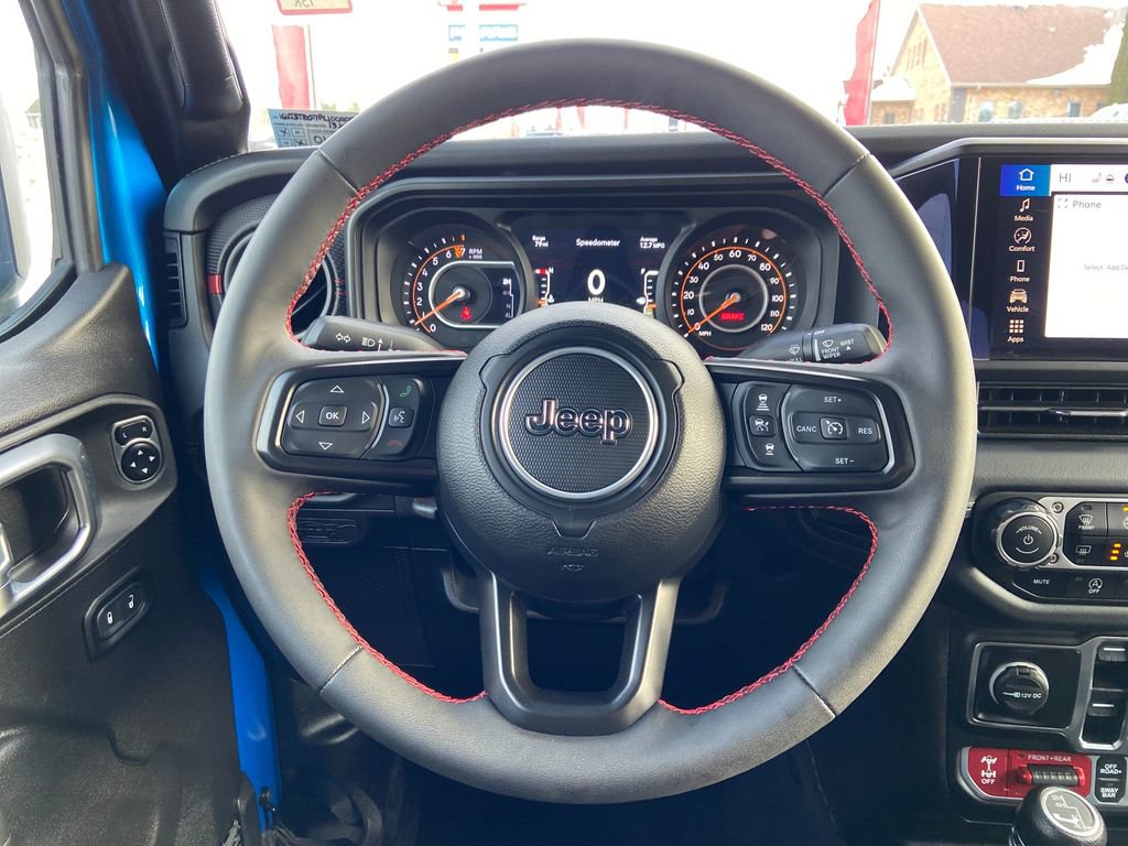 Used 2024 Jeep Gladiator Rubicon w/ Safety Group AWD/4WD image 20