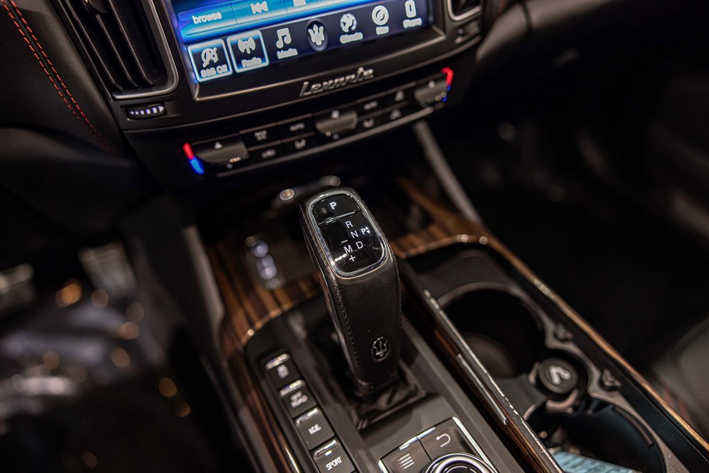 Used 2019 Maserati Levante S GranSport image 32