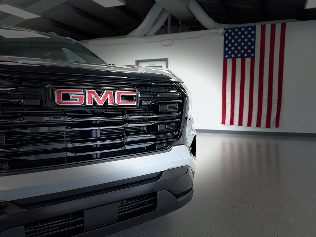 Used 2026 GMC Terrain Elevation w/ Elevation Premium Package AWD/4WD image 11