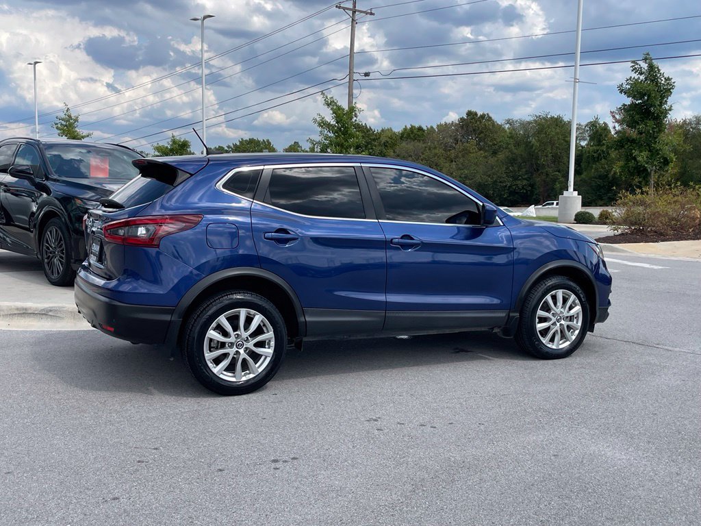 Used 2022 Nissan Rogue Sport S FWD image 8