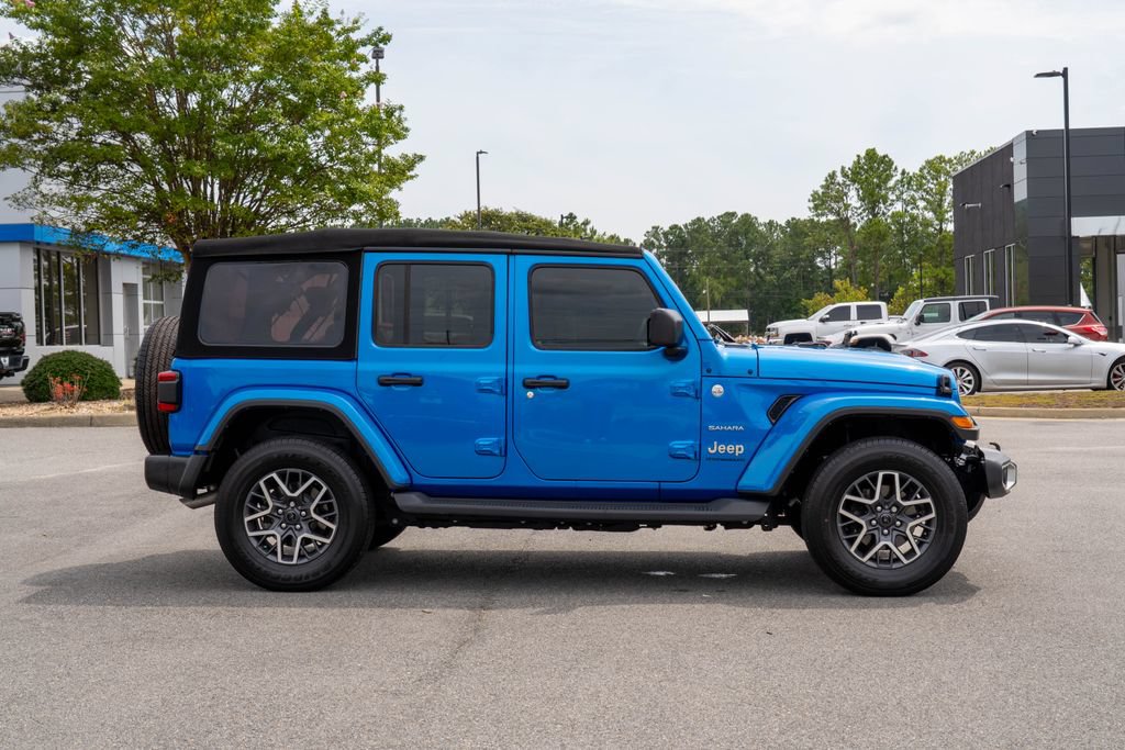 Used 2024 Jeep Wrangler Unlimited Sahara w/ Safety Group AWD/4WD image 8