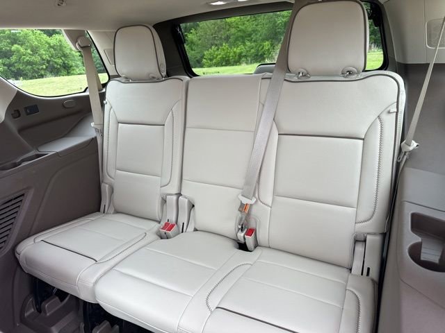 Used 2023 GMC Yukon Denali w/ Denali Reserve Package AWD/4WD image 24