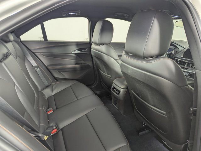 Used 2022 Cadillac CT4 V image 24