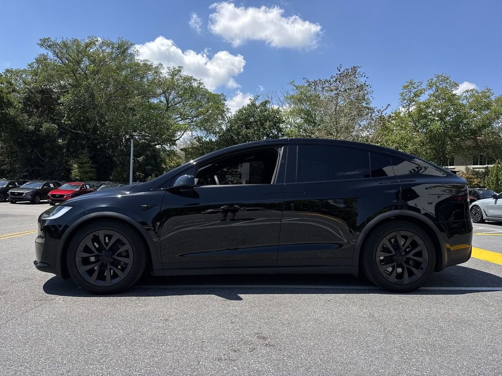 Used 2024 Tesla Model X image 28