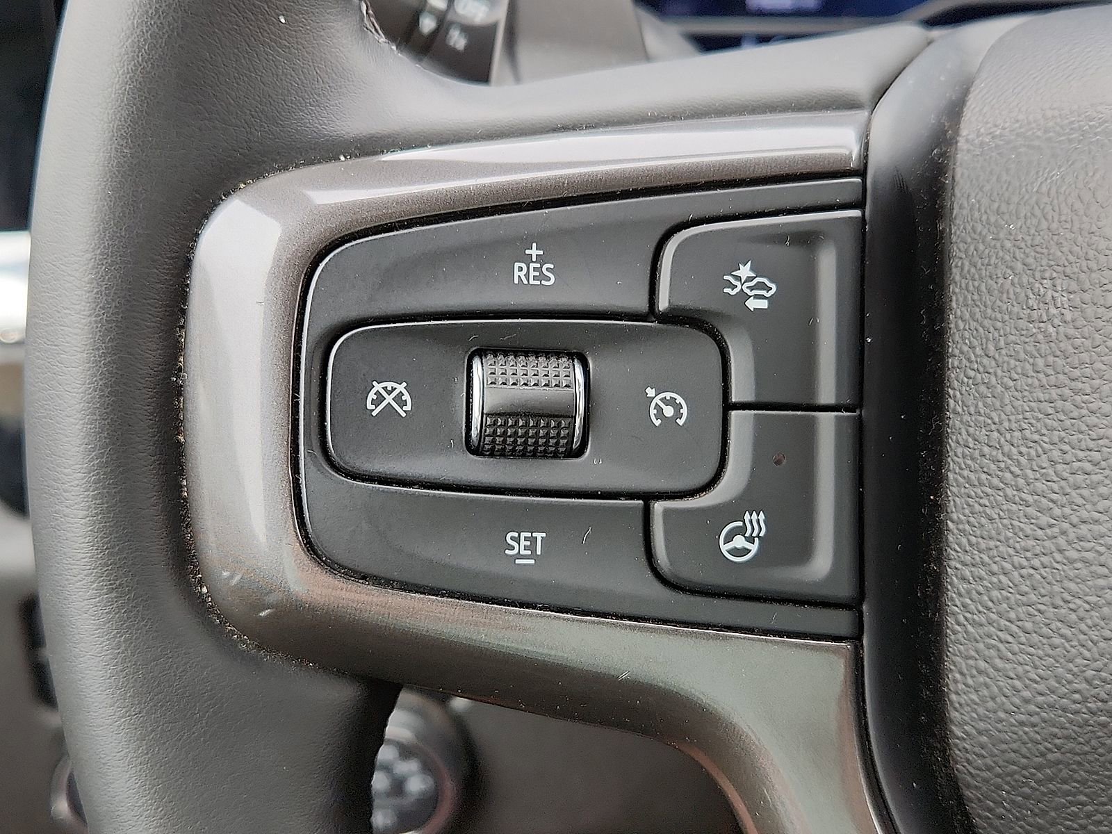 Used 2023 Chevrolet Silverado 1500 High Country w/ High Country Premium Package AWD/4WD image 16