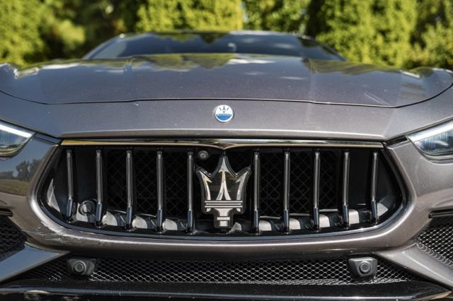 Used 2023 Maserati Ghibli Modena RWD image 15