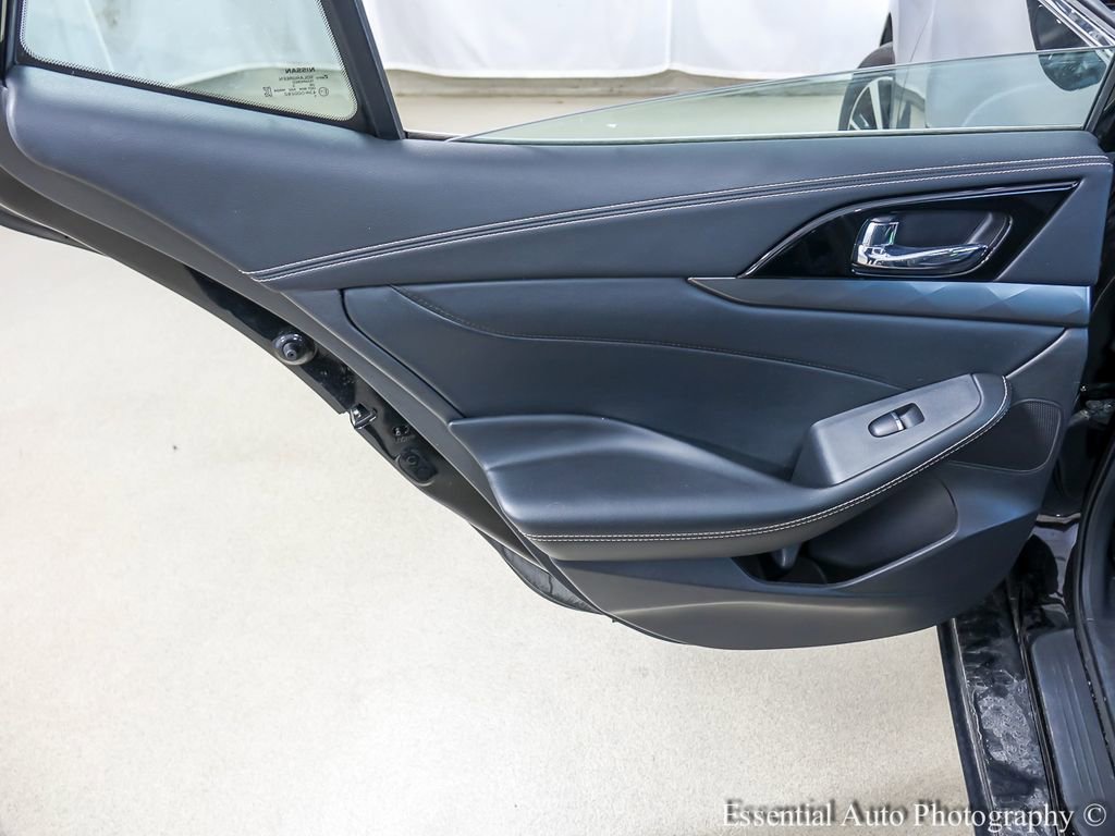Used 2023 Nissan Maxima SV w/ Floor Mat Group FWD image 20