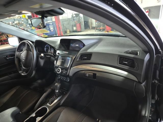 Used 2022 Acura ILX w/ Premium Package FWD image 10