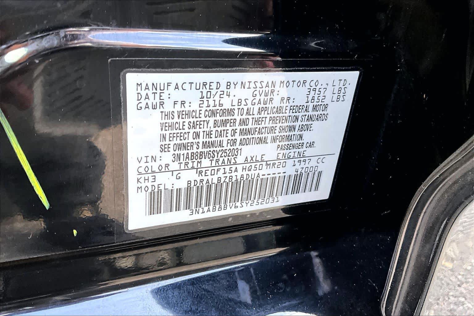 Used 2025 Nissan Sentra S FWD image 33