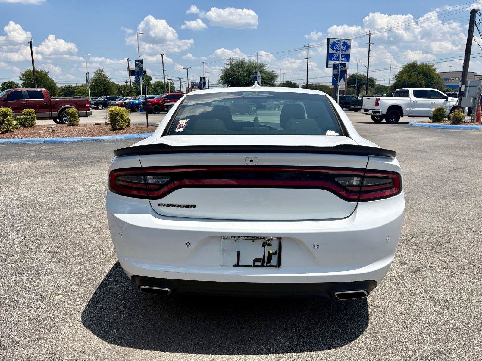 Used 2023 Dodge Charger SXT w/ Blacktop Package RWD image 4