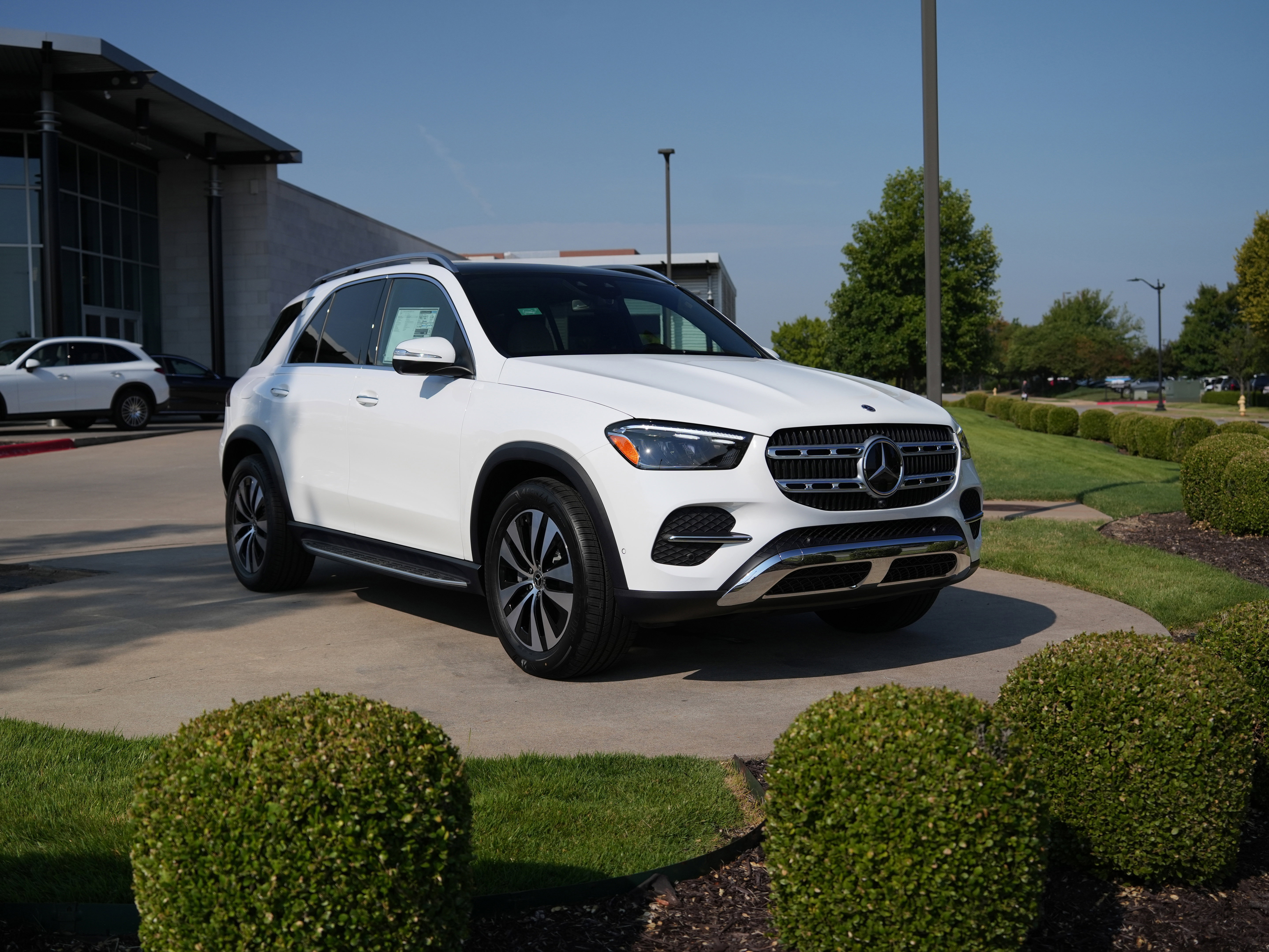 New 2026 Mercedes-Benz GLE 450e 4MATIC