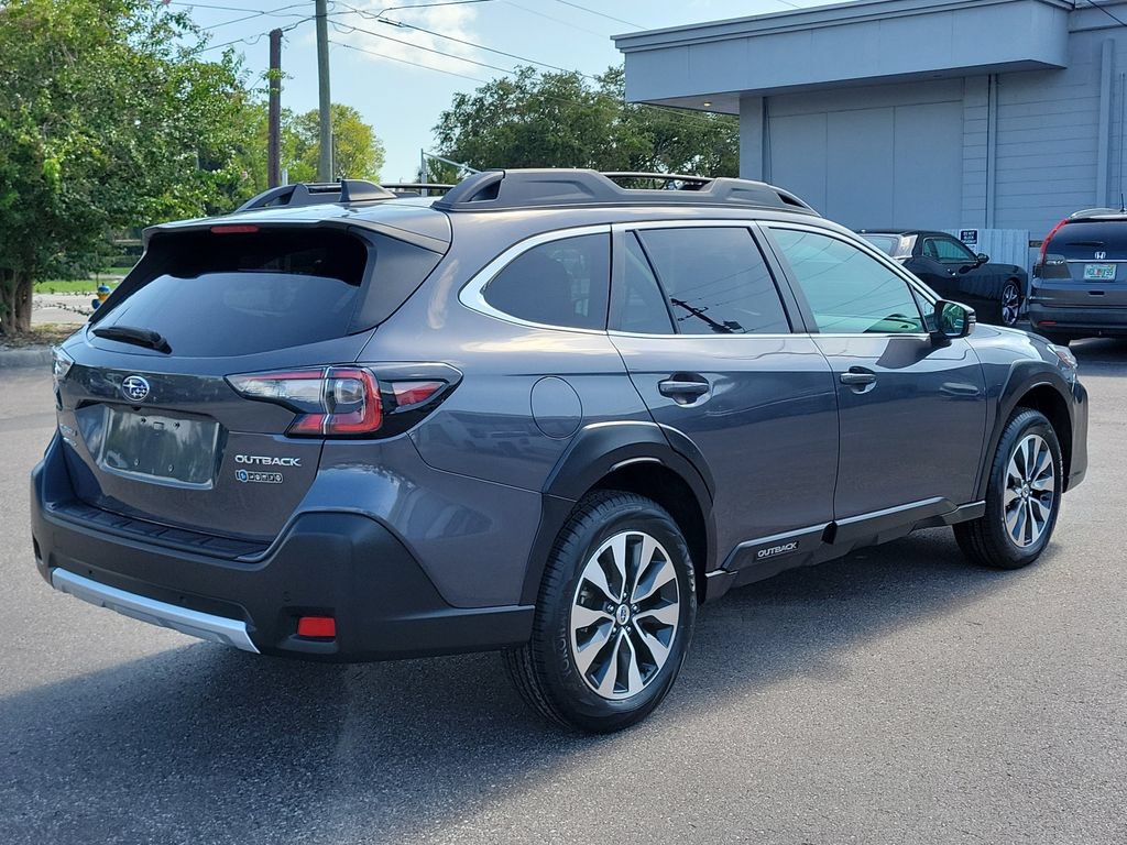 Used 2024 Subaru Outback Limited AWD/4WD image 3