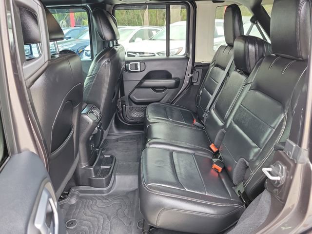 Used 2018 Jeep Wrangler Unlimited Sahara image 11