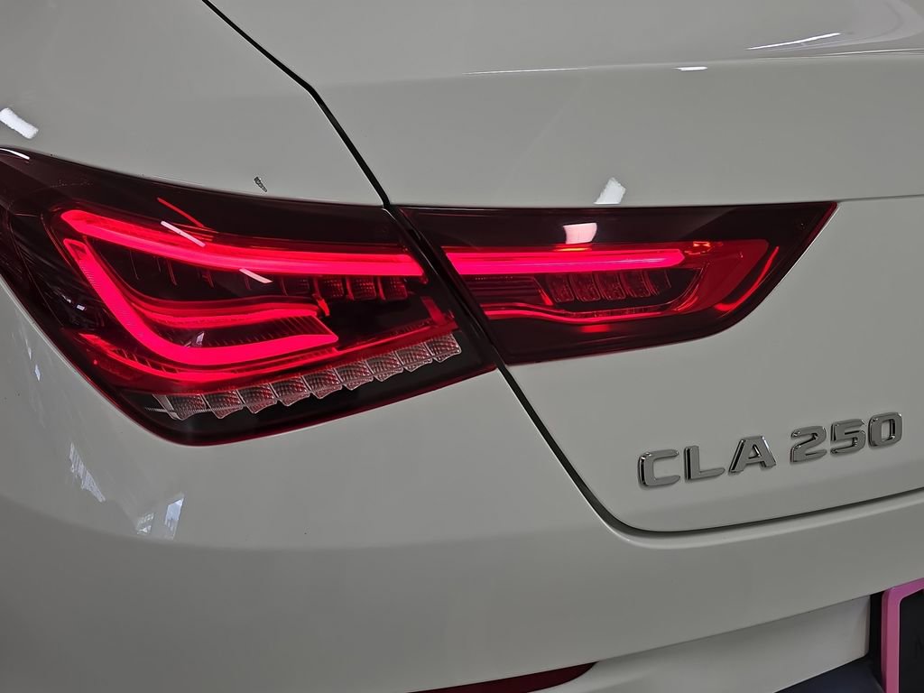 Used 2020 Mercedes-Benz CLA 250 image 32