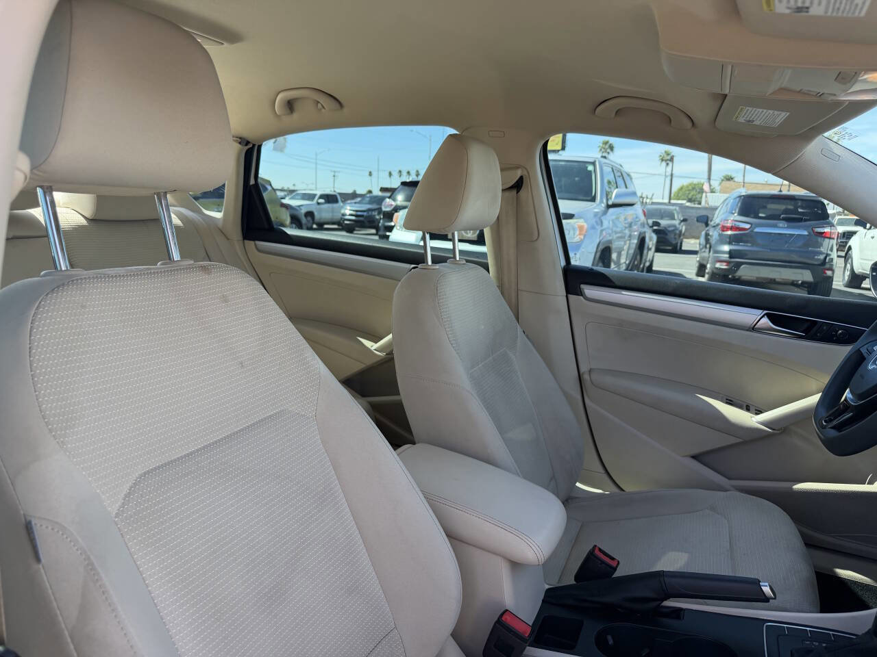 Used 2018 Volkswagen Passat 2.0T S FWD image 28