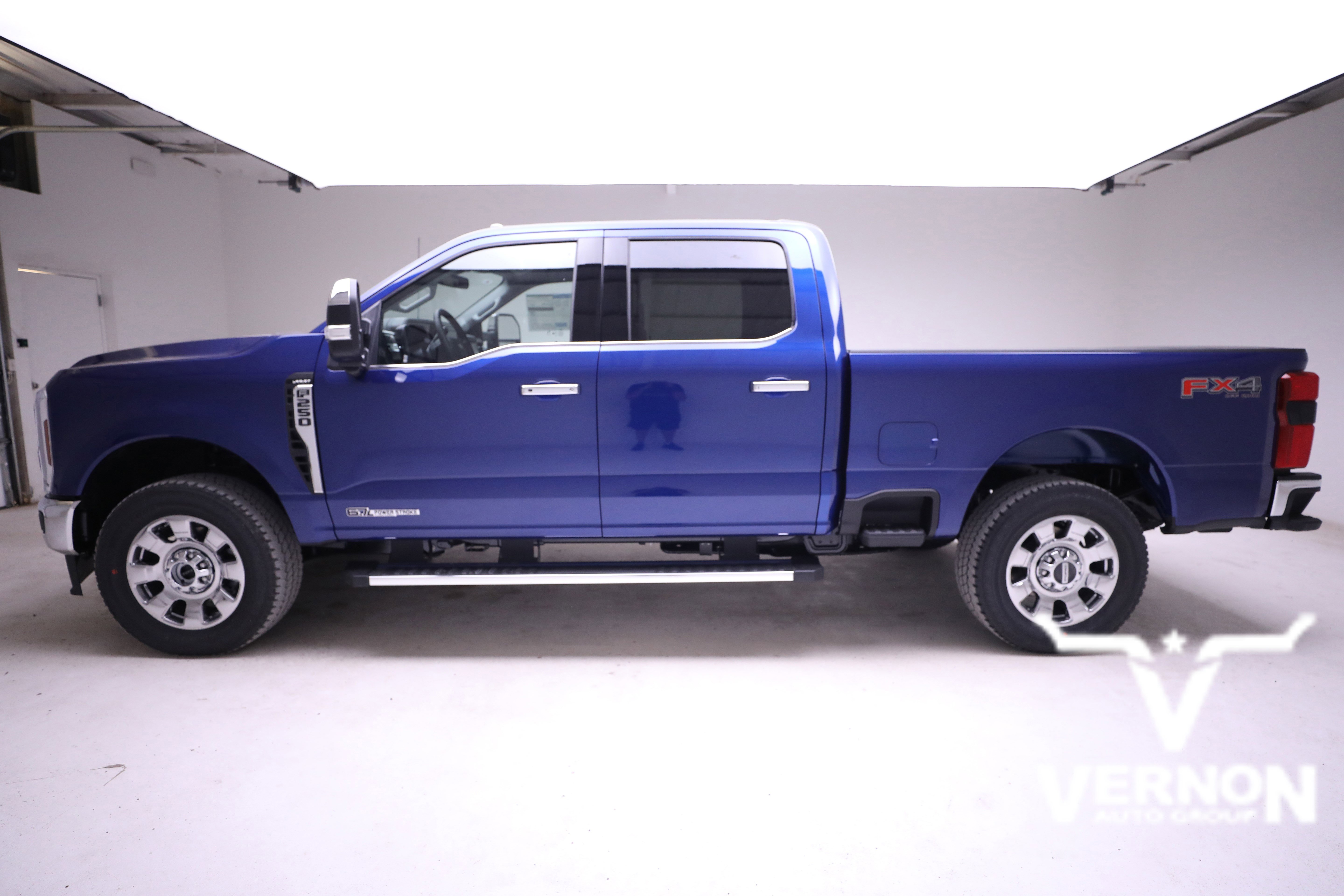 New 2026 Ford F250 Lariat w/ Chrome Package image 2