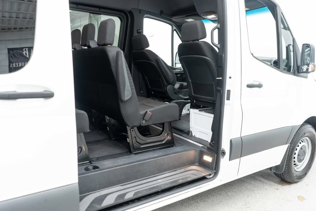 Used 2025 Mercedes-Benz Sprinter 2500 image 13