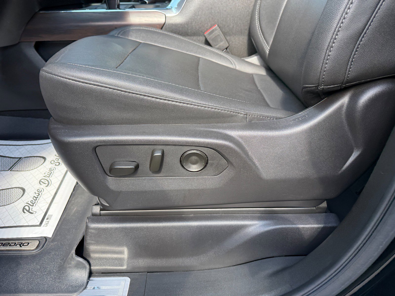 Used 2024 GMC Sierra 1500 SLT w/ SLT Premium Plus Package image 25