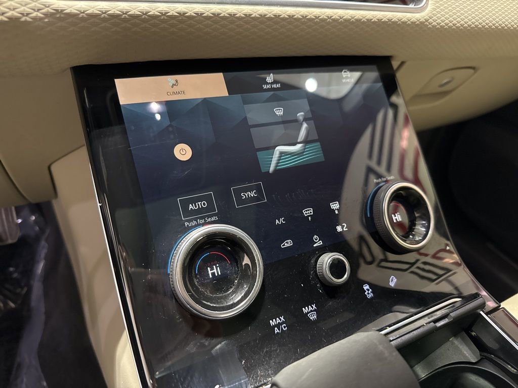 Used 2023 Land Rover Range Rover Velar R-Dynamic S image 18