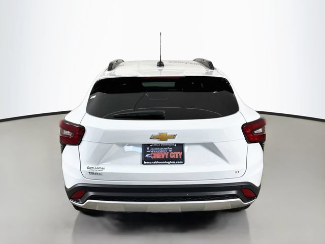New 2026 Chevrolet Trax LT w/ Driver Confidence Package FWD image 7