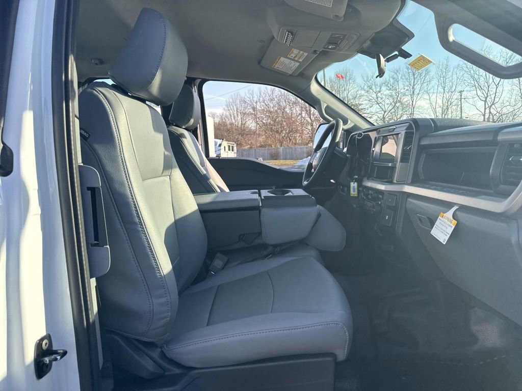 New 2026 Ford F250 XL w/ FX4 Off-Road Package image 15