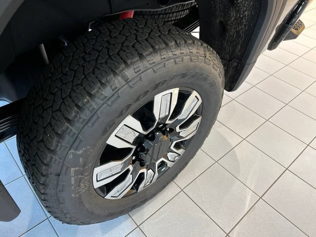 New 2026 GMC Sierra 2500 Denali w/ Denali Reserve Package AWD/4WD image 18