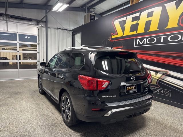 Used 2018 Nissan Pathfinder Platinum AWD/4WD image 18