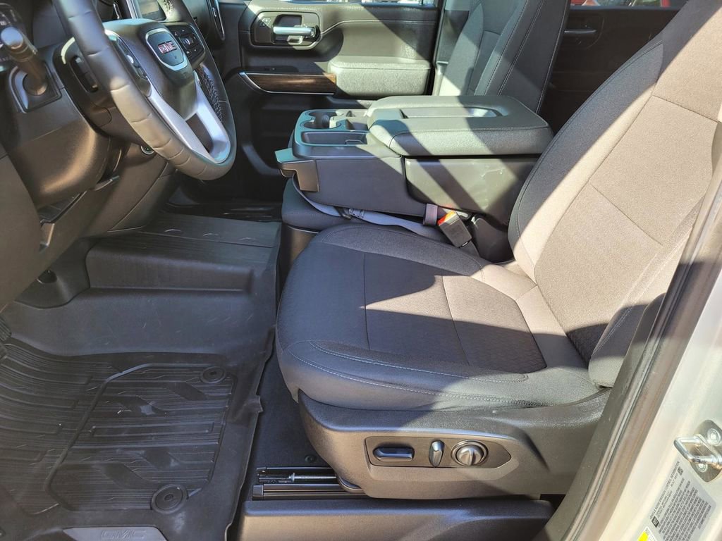 Used 2023 GMC Sierra 2500 SLE w/ SLE Value Package; image 22