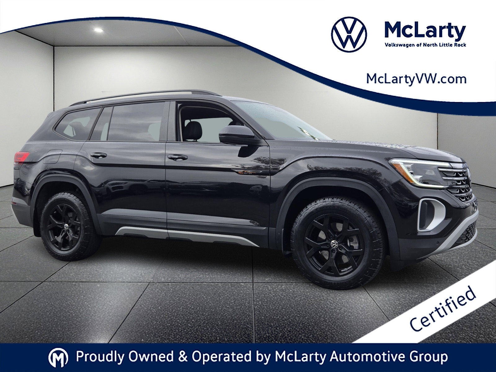 Certified 2025 Volkswagen Atlas Peak Edition SE image 1