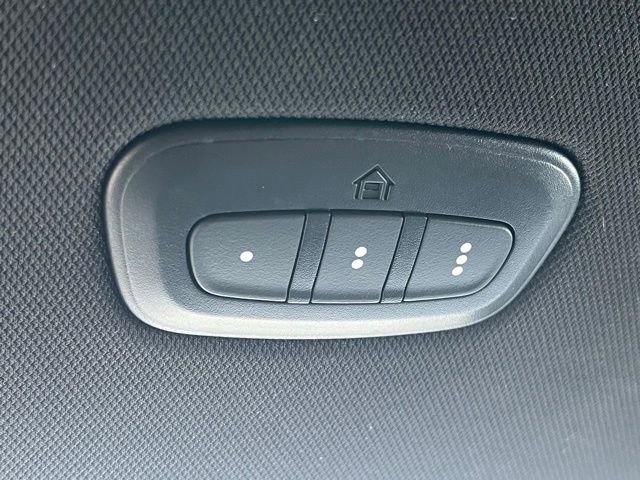 Used 2023 Jeep Wagoneer L Series III w/ Preferred Equipment Group image 48