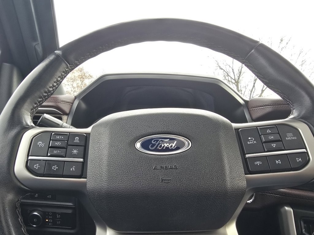 Used 2023 Ford Expedition Limited image 26