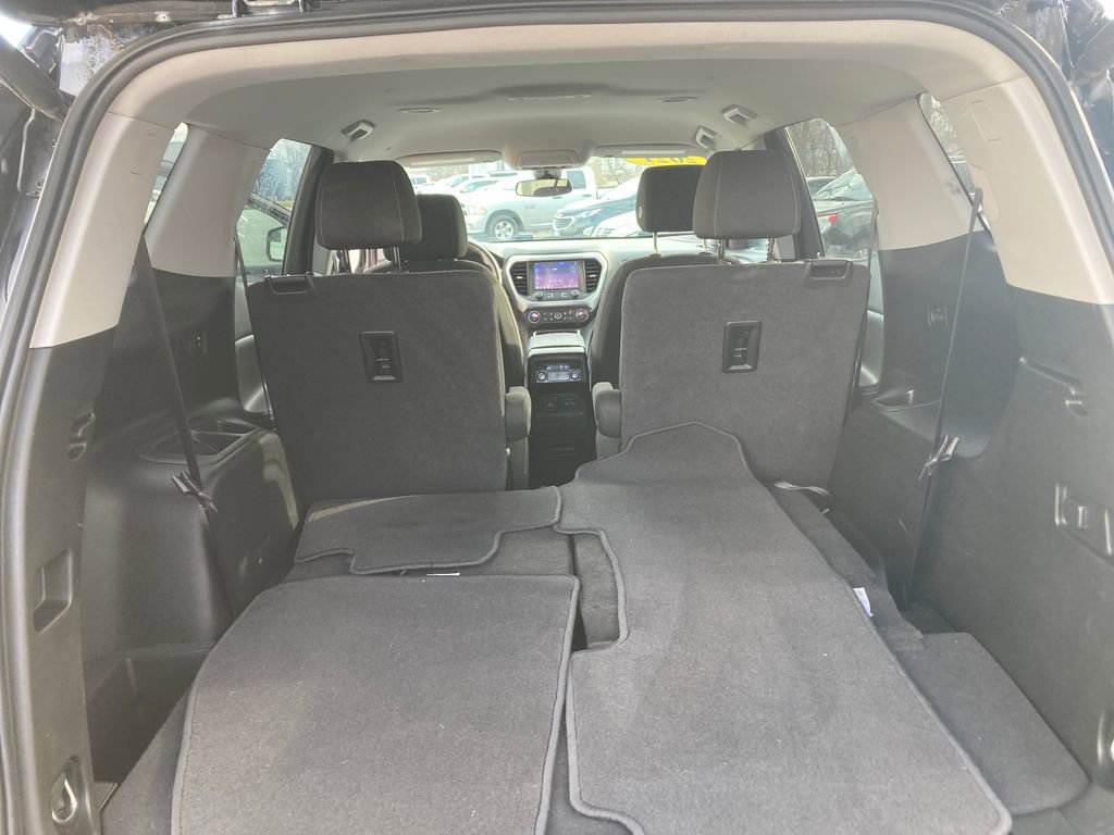 Used 2021 GMC Acadia SLE w/ Driver Convenience Package image 32