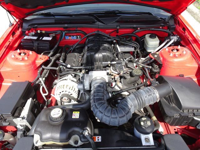 Used 2006 Ford Mustang Premium RWD image 16