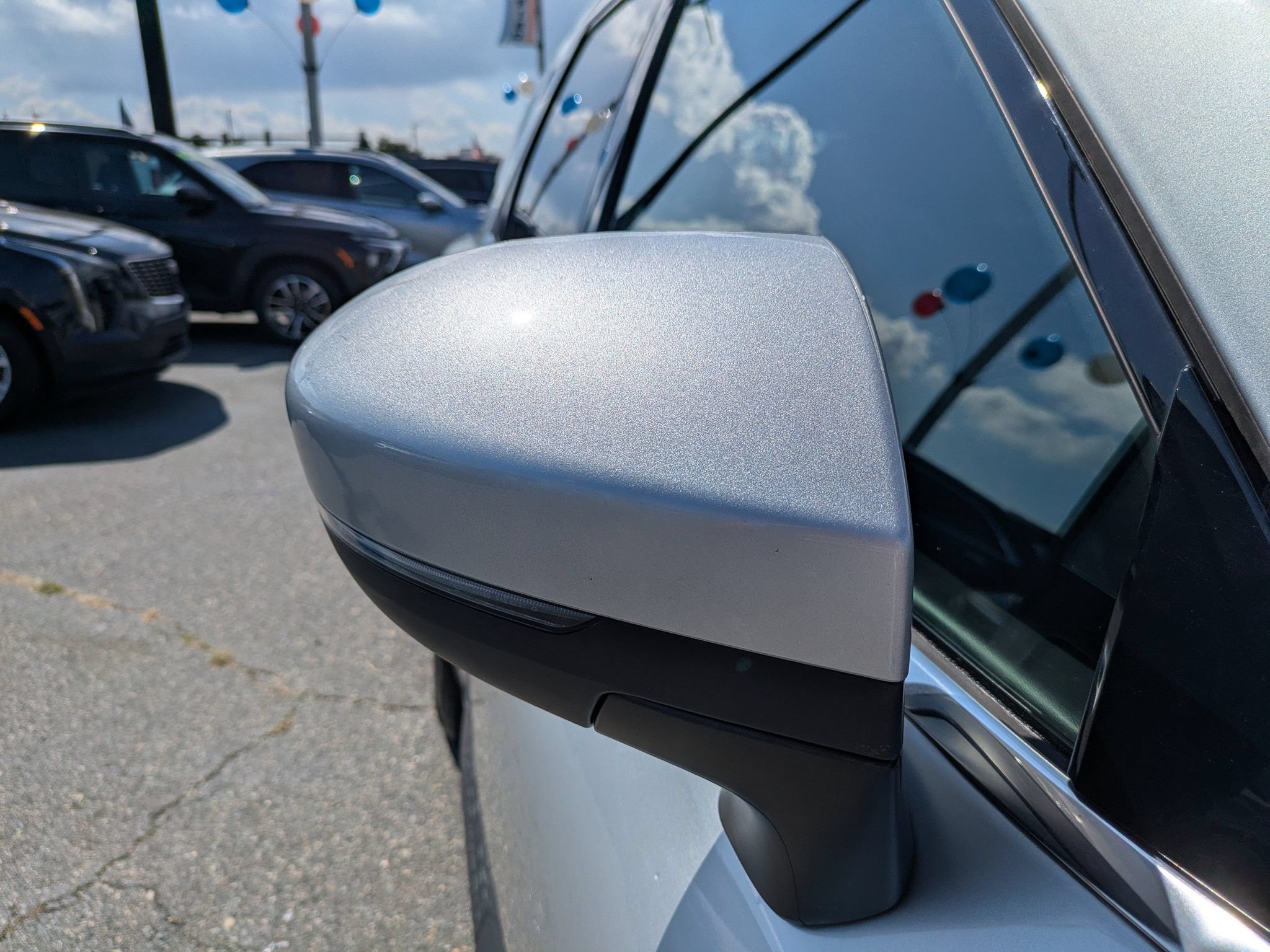 Certified 2025 Nissan Pathfinder SL FWD image 13