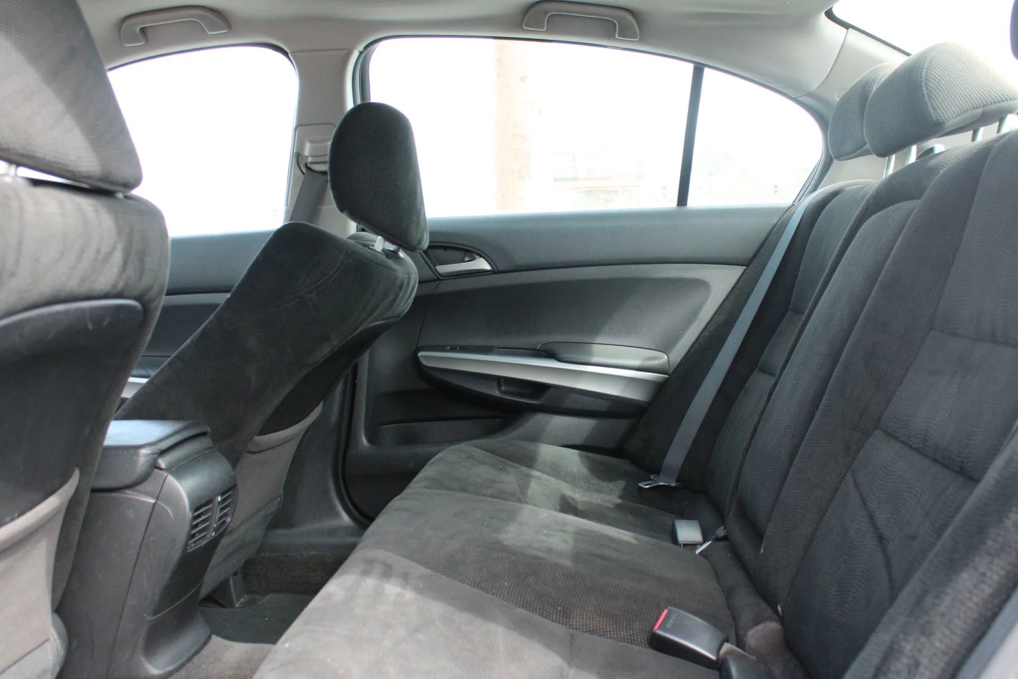 Used 2010 Honda Accord EX image 11