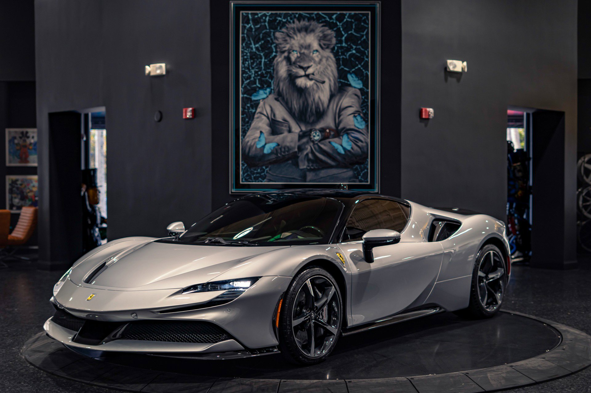 Used 2021 Ferrari SF90 Stradale image 1