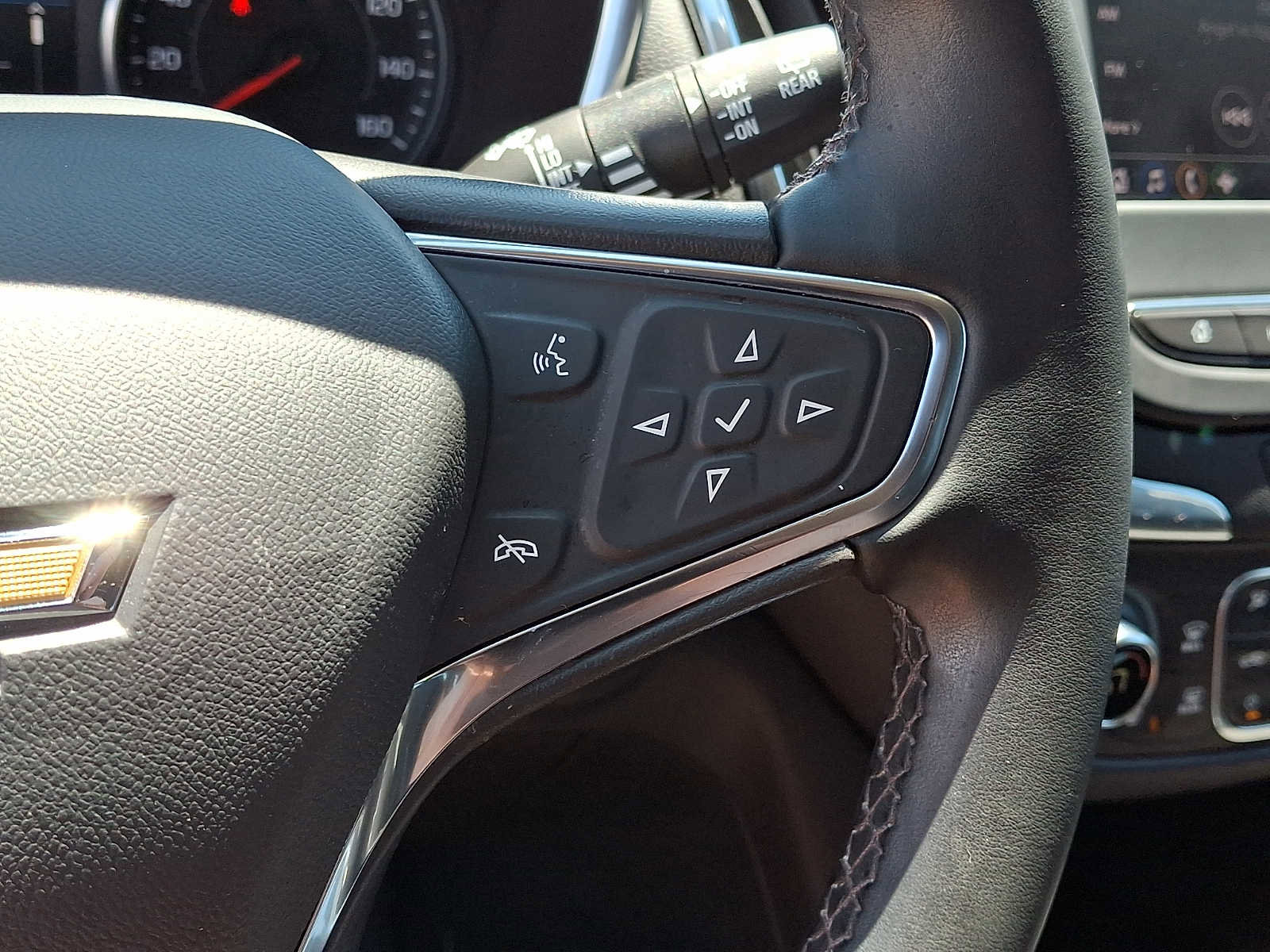 Certified 2023 Chevrolet Equinox LT FWD image 21