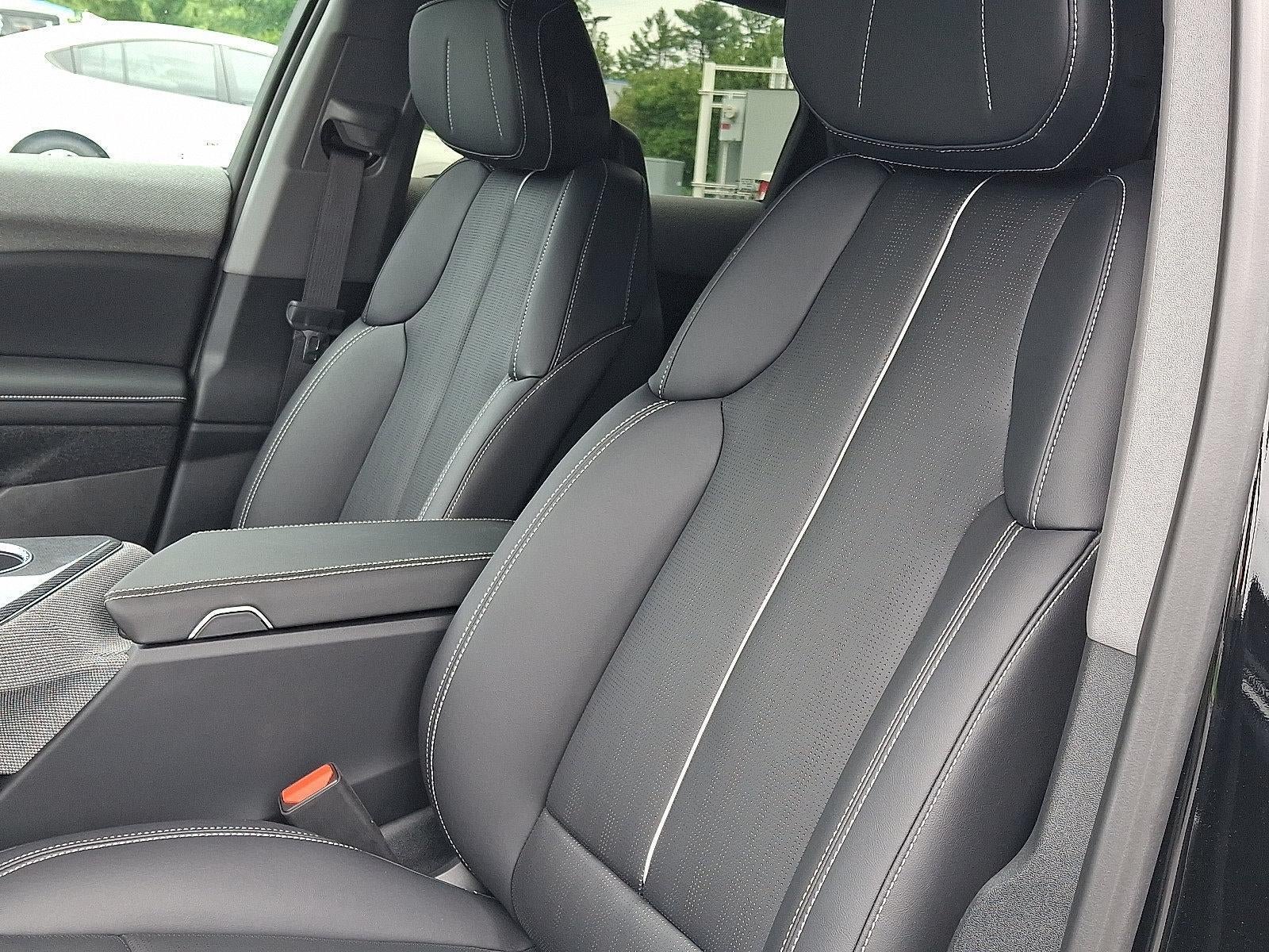 New 2027 Cadillac Optiq Premium Luxury w/ LPO, Floor Liner Package AWD/4WD image 17