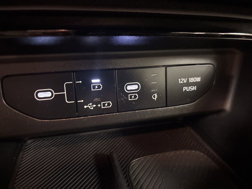 Used 2025 Kia K5 GT-Line image 14